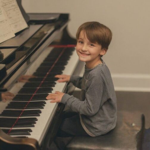 Pianoforall - The Incredible New Way To Learn Piano!